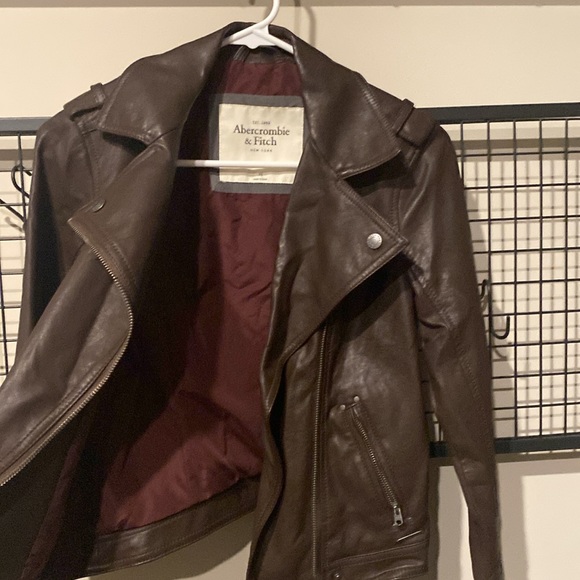 Abercrombie Brown Fax Leather Jacket - Picture 2 of 5